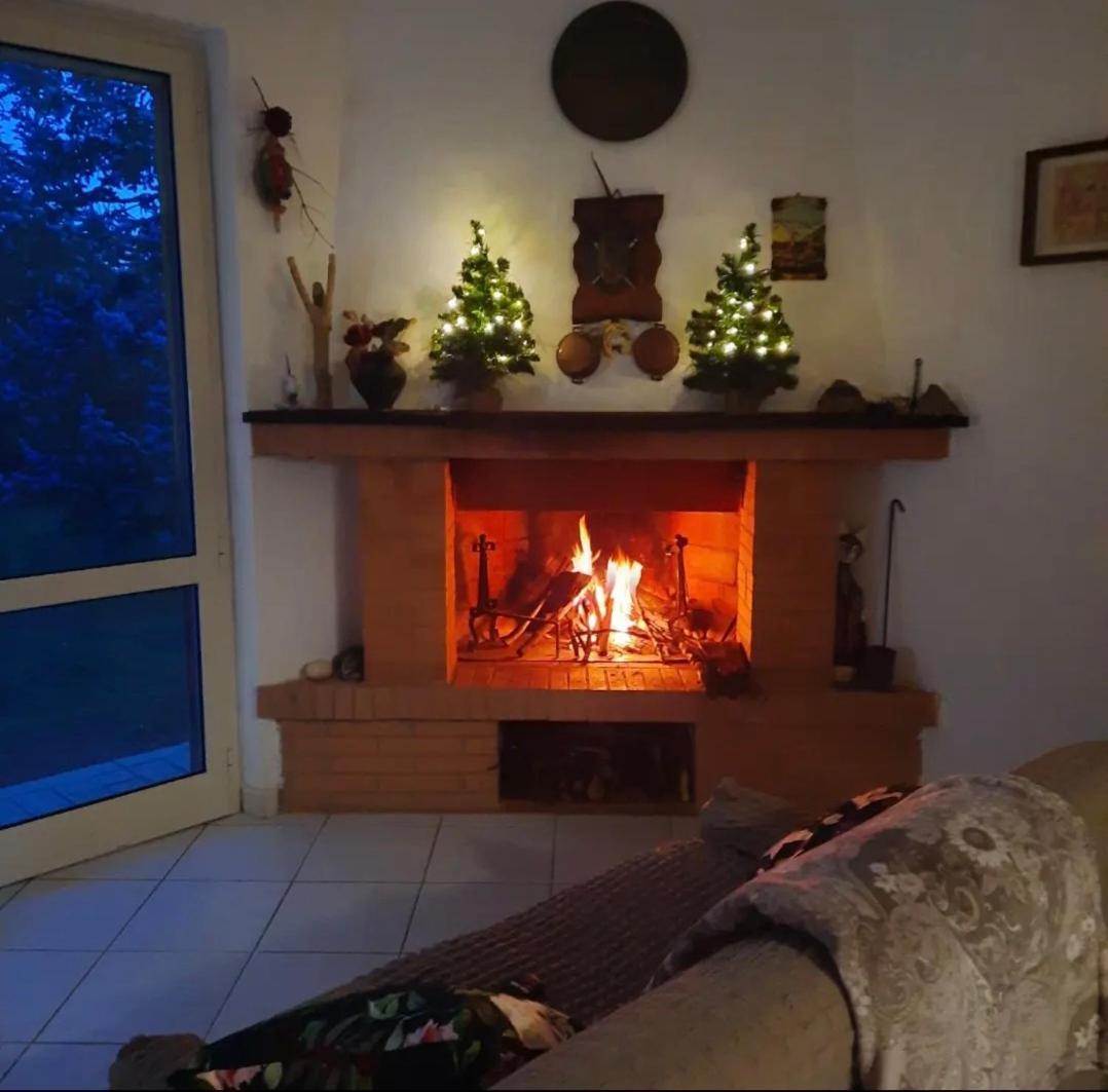 Casetta In Collina Sezze Екстериор снимка